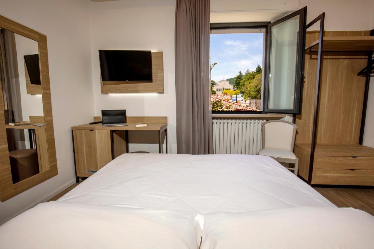 Hotel Sollievo San Giovanni Rotondo Exterior foto